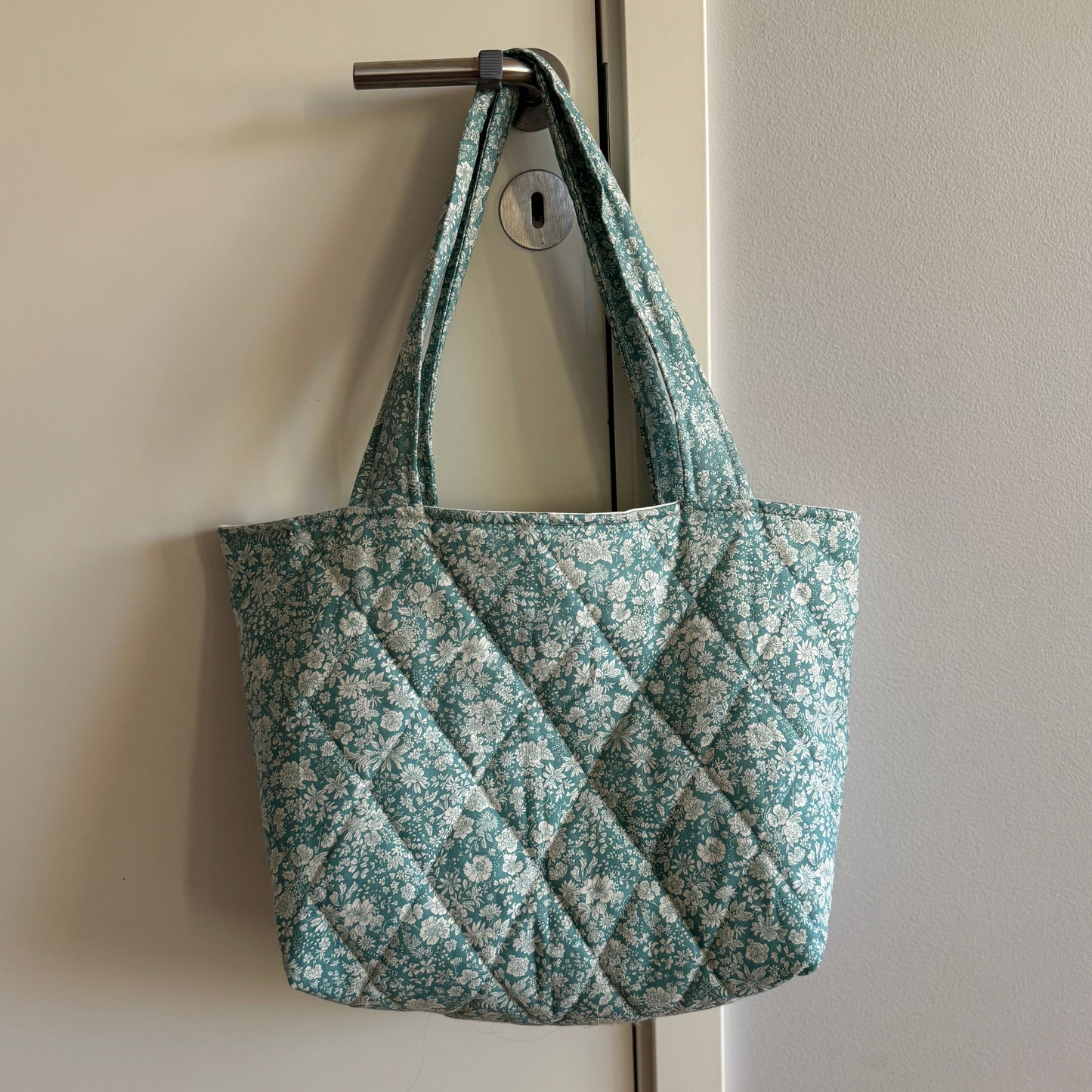 LIBERTY EVERGREEN FLOWERS TOTE BAG